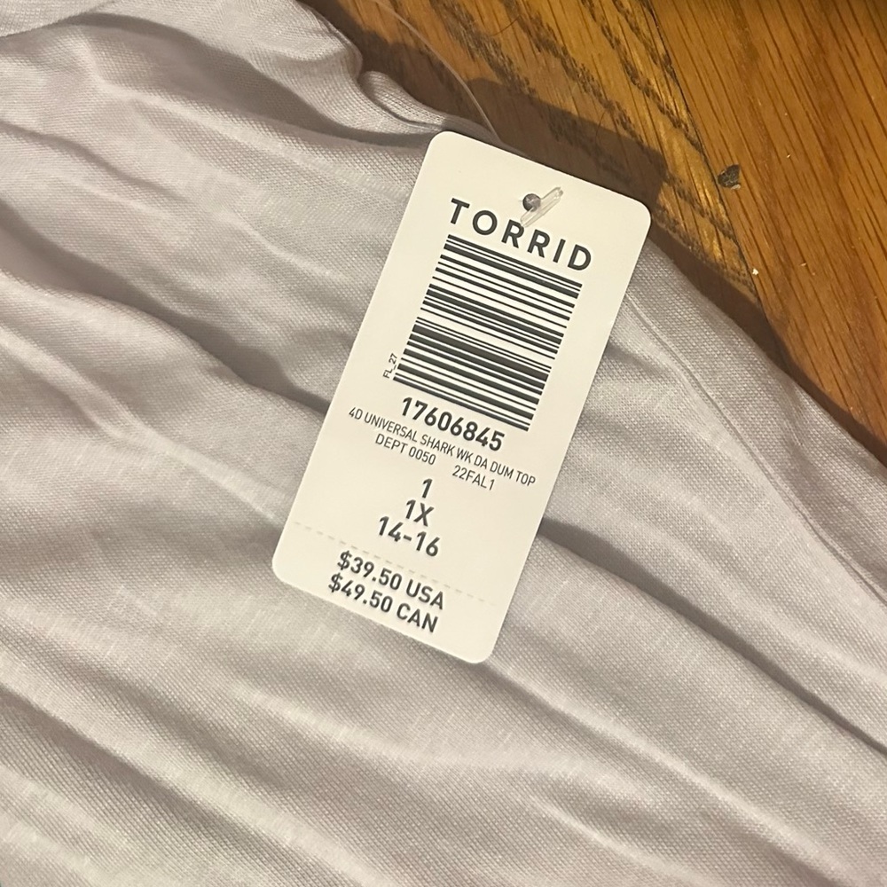 Torrid Gray Jaws Graphic Tee - Picture 3 of 3